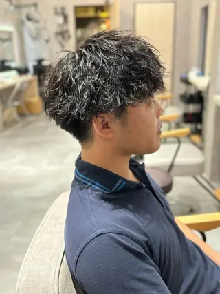 ショート パーマ メンズ 長谷川 湧のヘアスタイル