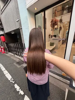 ロング 堀 日次のヘアスタイル