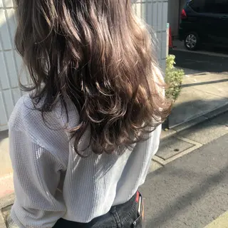 ロング カラー BRITS 渡辺 菜々子のヘアスタイル