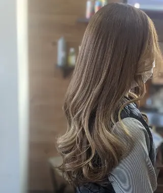 ロング ヨシデン 大将のヘアスタイル