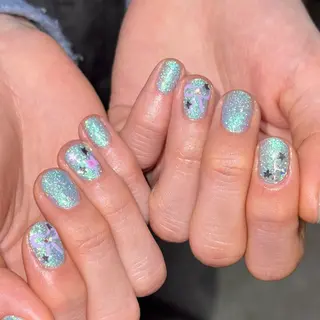 ネイル Pins16所属・HI-KO 🦙のネイルデザイン