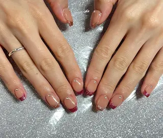 ネイル VIERU 🌈🎀💖のネイルデザイン