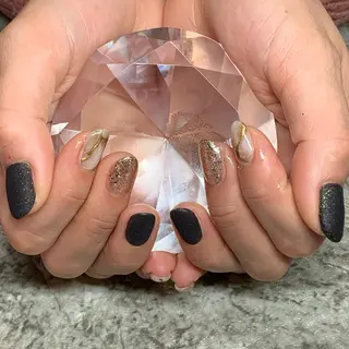 ネイル RuxuryNail ／RiAnnaのネイルデザイン