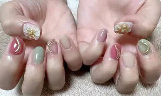 ネイル t. yoshizawaのネイルデザイン