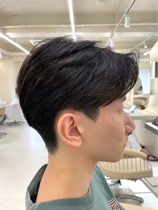 メンズ スパイキーショート/ センターパート/奈菜のヘアスタイル