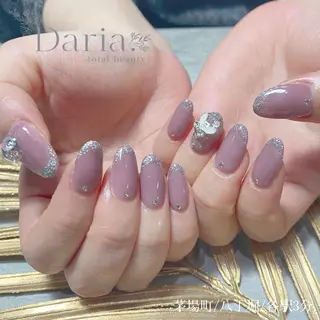 セミロング Daria. nailのマツエク・マツパデザイン