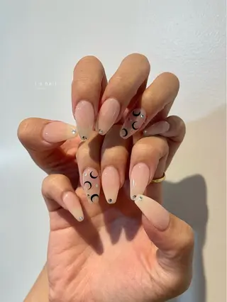 ネイル i's nail 〈アイズネイル〉のネイルデザイン