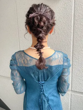 セミロング ヘアアレンジ カラーパティシエ facce🌼ikoのヘアスタイル