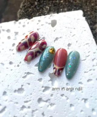 ネイル arm in arm ︎✿Yamamotoのマツエク・マツパデザイン