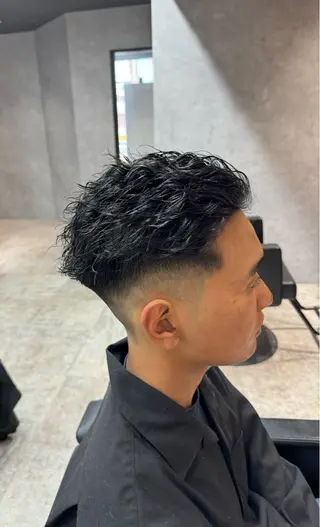 ショート パーマ メンズ ツイストスパイラル/ メンズ特化/中川誠也のヘアスタイル