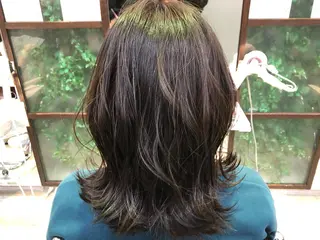 セミロング カラー 小野 遥南のヘアスタイル