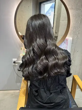 ロング chill松山所属・フリーランス美容師 MIZUKIのヘアスタイル