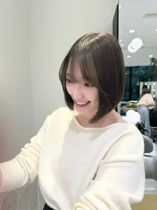 ミディアム カラー costes 今井芽依のヘアスタイル