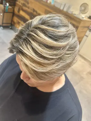 ショート ✂︎KALOU✂︎ 寺野 克のヘアスタイル