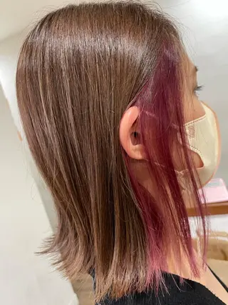 ミディアム カラー 塩崎 明菜のヘアスタイル