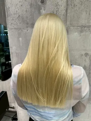 カラー 【🦋ハイトーンリタ ッチ🦋】ENAのヘアスタイル