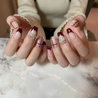 ネイル Ami 🦥のネイルデザイン