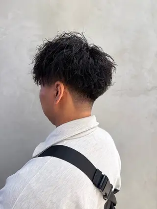 パーマ メンズ 國井 誠のヘアスタイル