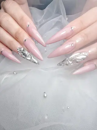 ネイル Lyna 池袋のネイルデザイン