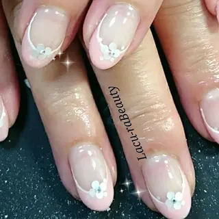 ネイル 小顔と腸の専門店 ラクーラビューティのエステ・リラクイメージ