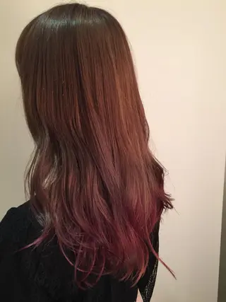 セミロング カラー 原宿サロン代表 デザインカラー伊藤卓のヘアスタイル