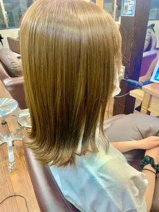 ミディアム カラー レイヤーカット ✨️進藤ひかりのヘアスタイル