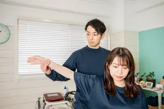 肩こり専門整体師 乾　充のエステ・リラクイメージ