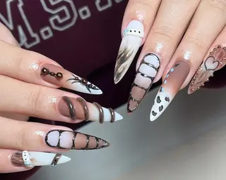 ネイル エリ🫧 nail池袋東口のネイルデザイン