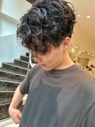 パーマ メンズ オオタ ユイナ🌈のヘアスタイル