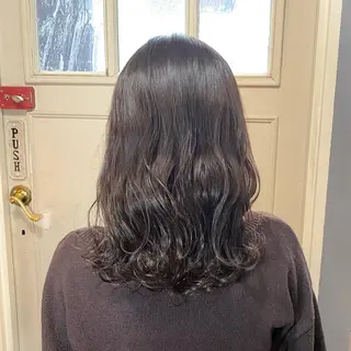 セミロング カラー BRITS 渡辺 菜々子のヘアスタイル