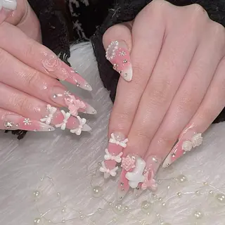 ネイル LilyLala Nailsalonのネイルデザイン