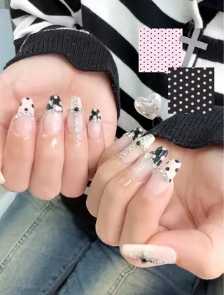 ネイル Nailsalon mui.所属・中家 亜紗子のネイルデザイン