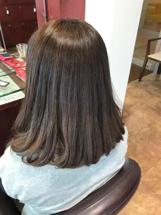 セミロング 嶋村 望美のヘアスタイル