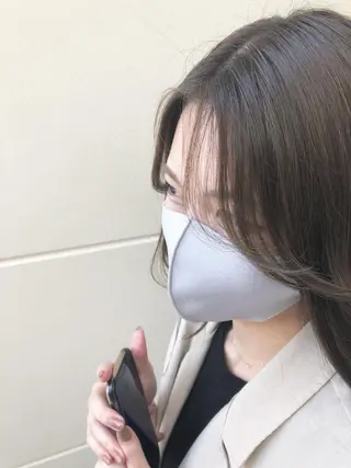 ロング PACE所属・ayumi ／透明感カラーのヘアスタイル