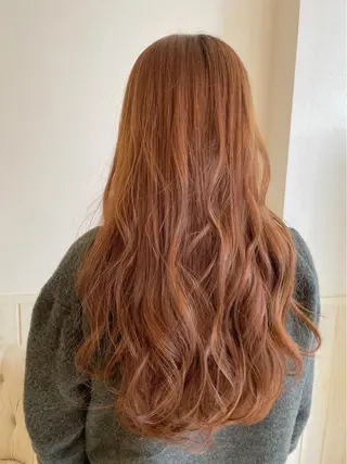 ロング カラー 松島 涼花のヘアスタイル