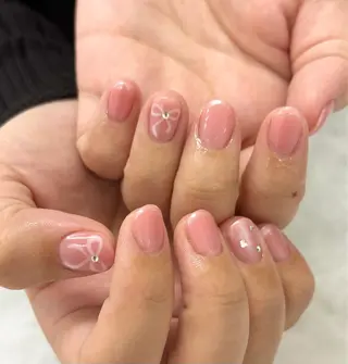 ネイル Bianca関内 USUI🐢のネイルデザイン