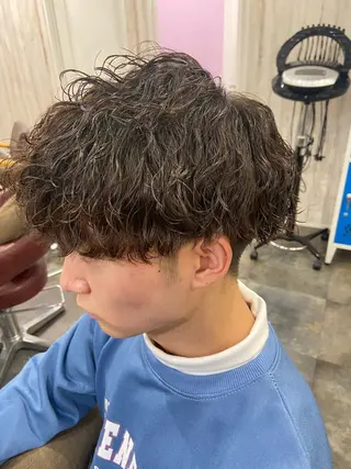 ショート パーマ メンズ カットパーマ✂️ 小坂田玲亜のヘアスタイル