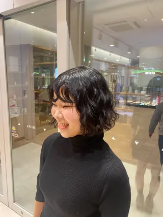 ショート パーマ 💎ツヤ髪ストレート カラー💎かのんのヘアスタイル