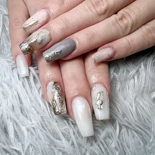 ネイル シェヌネイル JURAのネイルデザイン