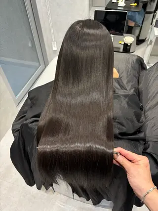 セミロング SALOWIN四条河原町店所属・友人Yuto 美髪矯正（縮毛矯正）のヘアスタイル