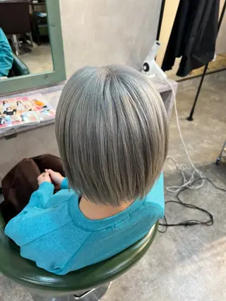 ショート カラー hair atelier OZ所属・水野 亨祐のヘアスタイル