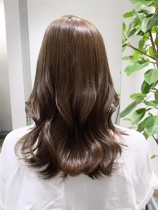 ロング カラー 透明感/オリーブ/ グレージュ/YUKAのヘアスタイル