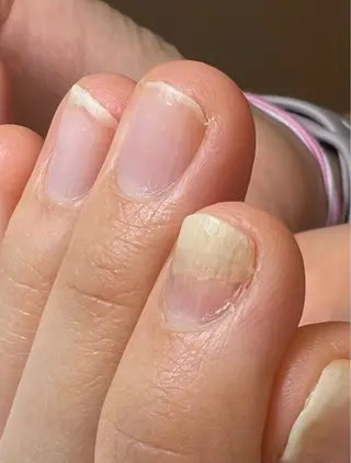 ネイル 紬-tsumugi- 育成専門サロンのマツエク・マツパデザイン