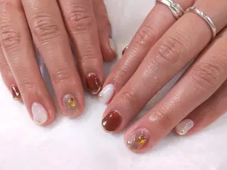 ネイル R'well所属・はばすみれ🎀ﾈｲﾙ 光ﾌｪｲｼｬﾙ ﾍｱのネイルデザイン