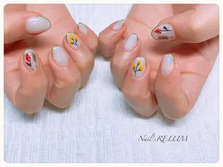 ネイル THECOLORS所属・近貞 莉奈のネイルデザイン