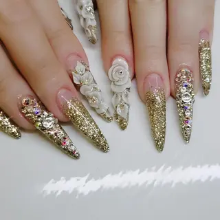 ロング ネイル クロキ 。のネイルデザイン