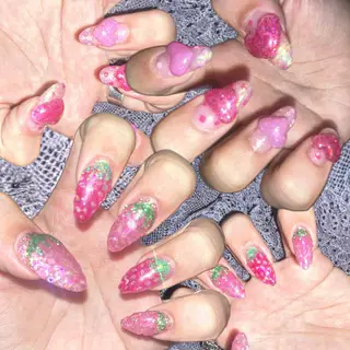 ネイル Mariris所属・BANSA ཐིཋྀのネイルデザイン