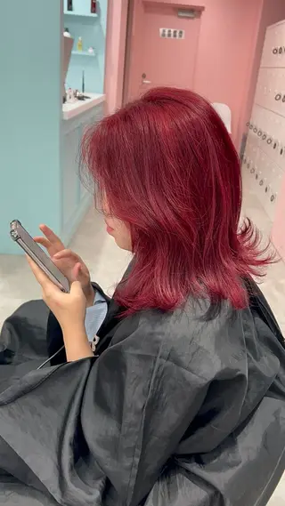 ロング カラー 履歴修正屋さん／ ブロンド／ホワイトのヘアスタイル