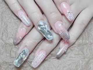 ミディアム Diamond 🚢のネイルデザイン