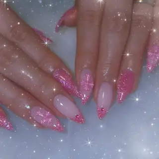 ネイル LUANA所属・LUANA ジュリのネイルデザイン